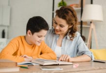 Pregúntale de otra forma a tu hijo cómo le fue en la escuela